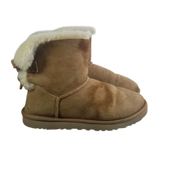 UGG Shoes - Ugg Bailey Bow mini chestnut short boots
